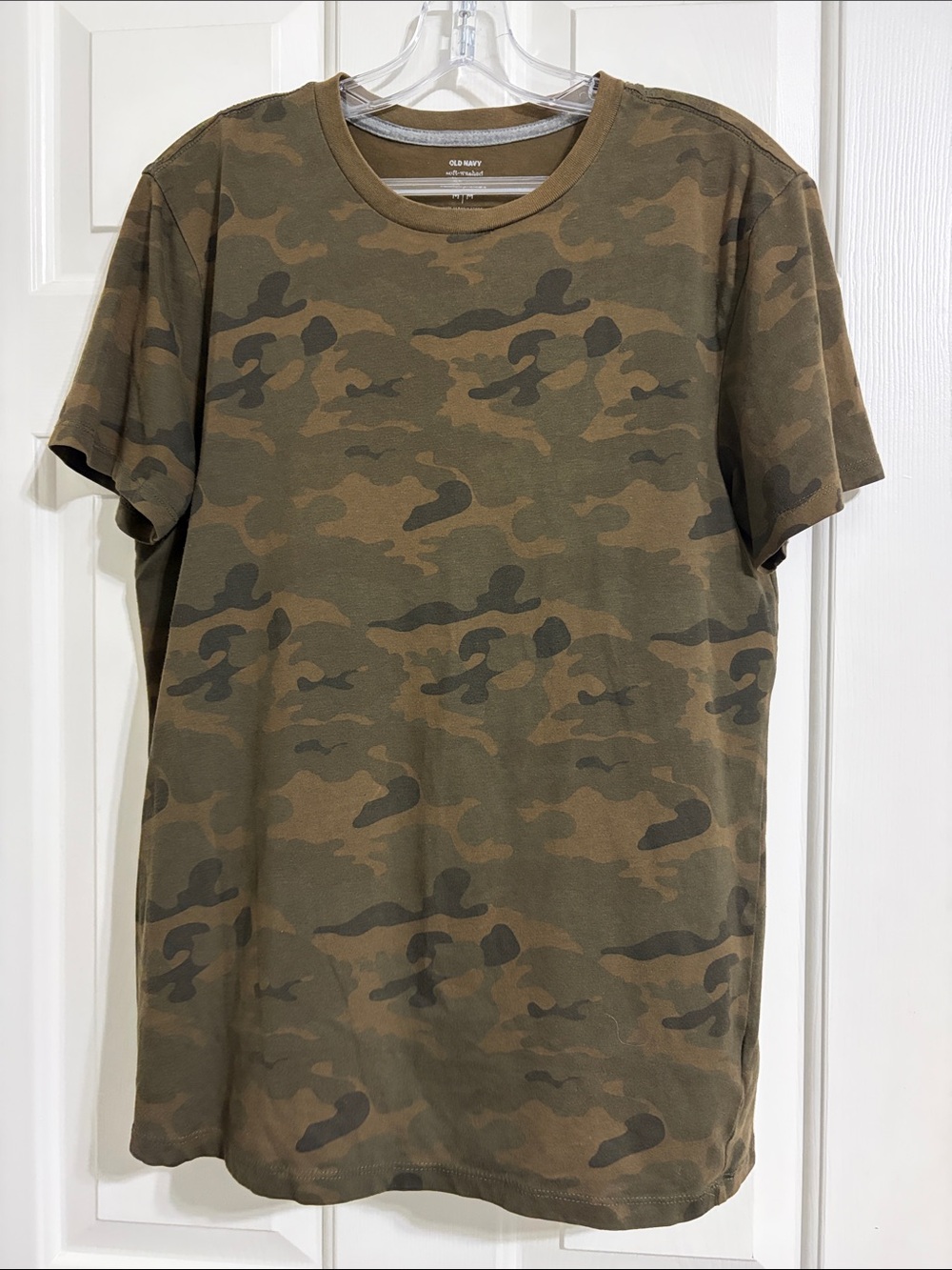 Old Navy Men's Olive Camo Short Sleeve Crew Tee